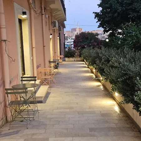 Eos - Elegants Apartments & Suites Syracuse Buitenkant foto