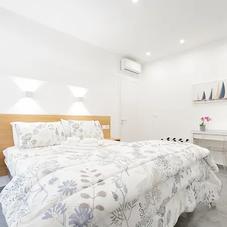 Eos - Elegants Apartments & Suites Syracuse Buitenkant foto