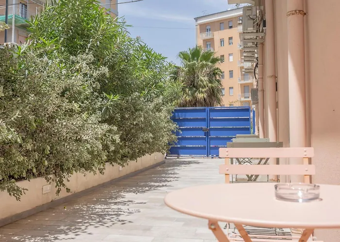 Eos - Elegants Apartments & Suites